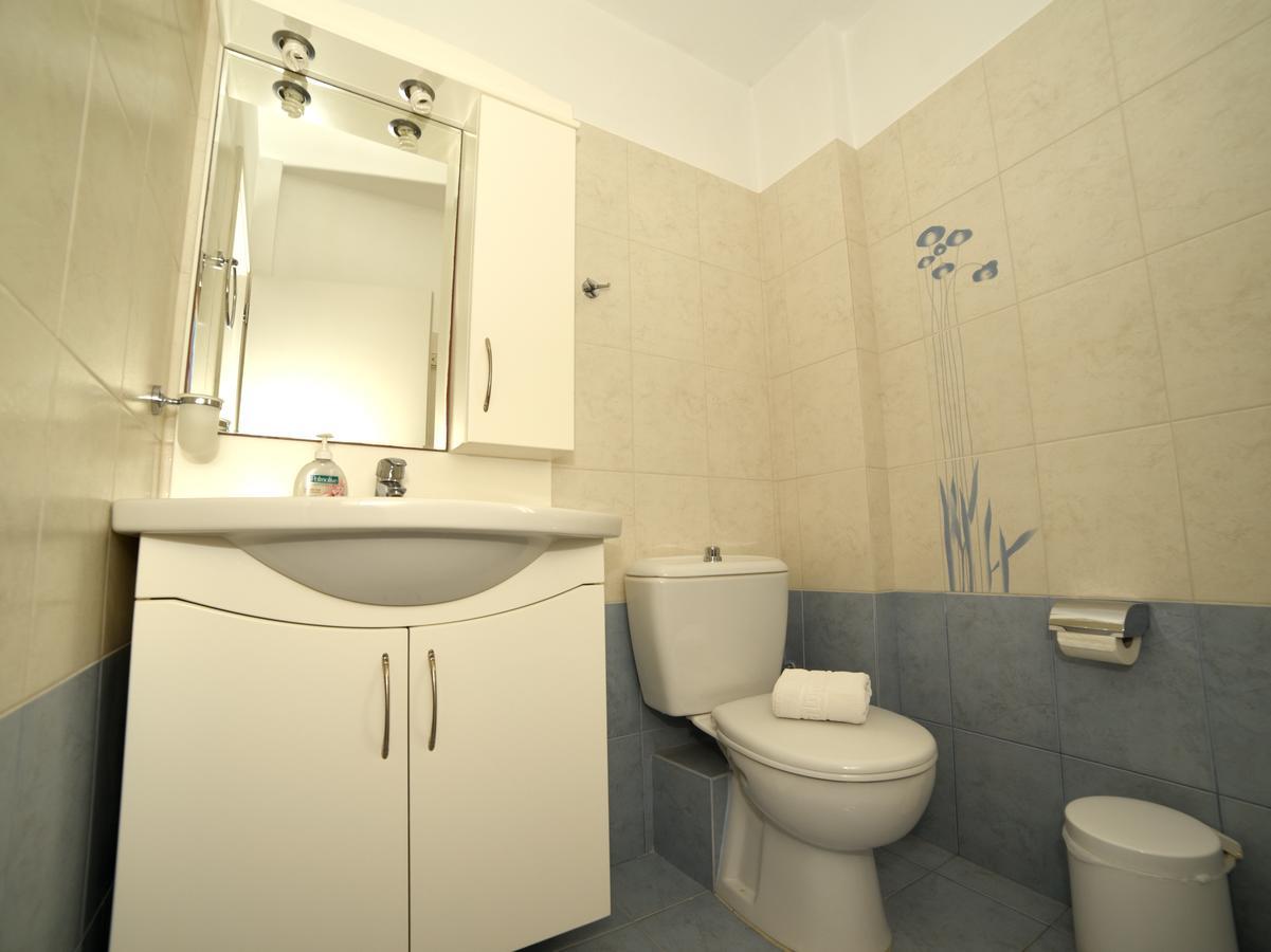 Avra Hotel Kyparíssion Zewnętrze zdjęcie