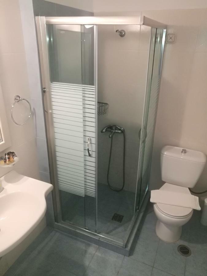 Avra Hotel Kyparíssion Zewnętrze zdjęcie